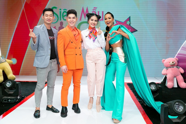 Hoa hậu H’Hen Niê đẹp ma mị trong tạo hình công chúa Jasmine - 16