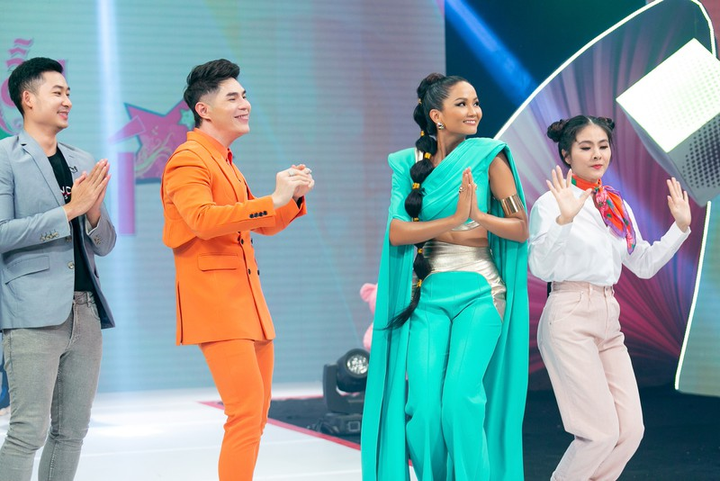 Hoa hậu H’Hen Niê đẹp ma mị trong tạo hình công chúa Jasmine - 5