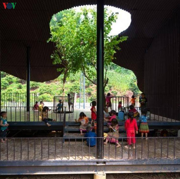 Ngỡ ngàng điểm trường Bó Mon đẹp như cổ tích giữa núi rừng Tây Bắc - 3