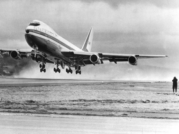 Danh tiếng lẫy lừng của 'nữ hoàng bầu trời' Boeing 747 trước khi bị khai tử - 4