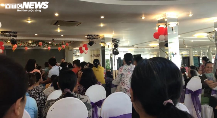 Dân nghèo dính bẫy hàng tri ân, khuyến mãi từ công ty hoạt động 'chui' - 1