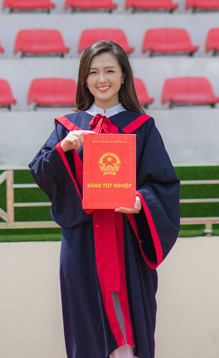 Nữ sinh xinh đẹp của Học viện Cảnh sát có thành tích học tập 'khủng' - 2