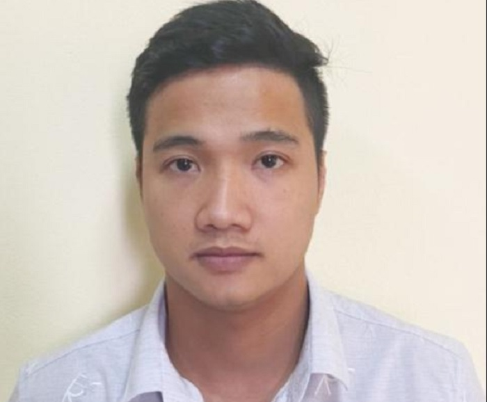 Khởi tố kẻ giả vờ nhờ bé gái chở đi mua xăng rồi giở trò đồi bại - 1