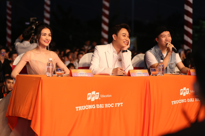 Mất chưa đến 5 phút, nam sinh Quảng Bình giành học bổng hàng trăm triệu đồng - 3