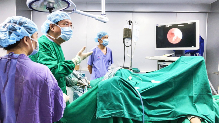 Sỏi tiết niệu: Chủ quan coi chừng mất thận - 1