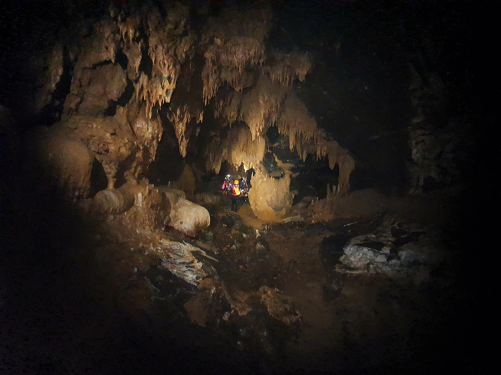 Hành trình khám phá hang OZO tại vương quốc hang động Quảng Bình - 4