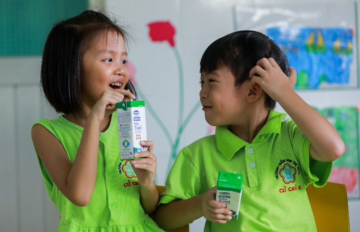 Niềm vui uống sữa học đường an toàn tại TP.HCM - 3