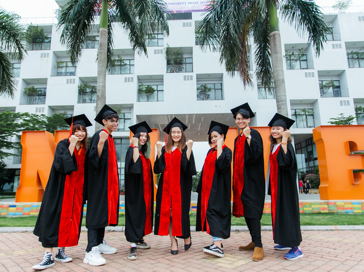 Lấy bằng quốc tế thế nào khi dịch COVID-19 vẫn diễn biến phức tạp? - 1