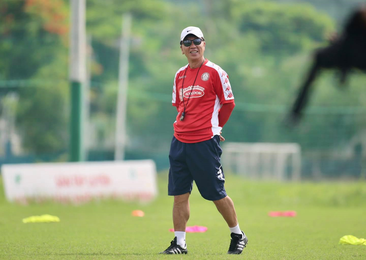 Công Phượng tươi rói ở Cẩm Phả, chuẩn bị đối đầu Than Quảng Ninh - 1