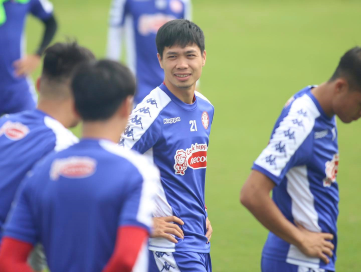 Công Phượng tươi rói ở Cẩm Phả, chuẩn bị đối đầu Than Quảng Ninh - 2