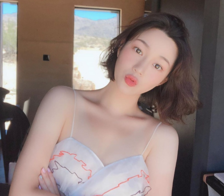 2 con gái ‘Mama Chuê’ xinh đẹp nhưng bị chê diễn xuất dở - 4