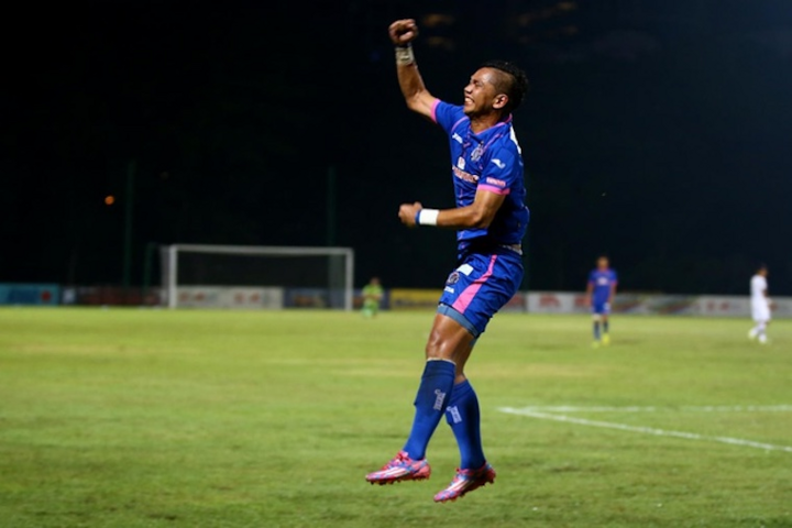 Nhà vô địch AFF Cup tử nạn, để lại vợ và 3 con - 1