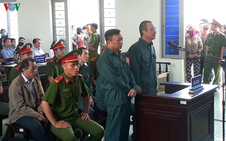 Vì sao hoãn phiên xử nguyên Chủ tịch UBND thành phố Phan Thiết? - 1