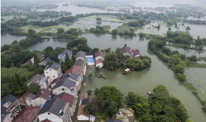 Vỡ đê sông Dương Tử, 9.000 người phải sơ tán - 1