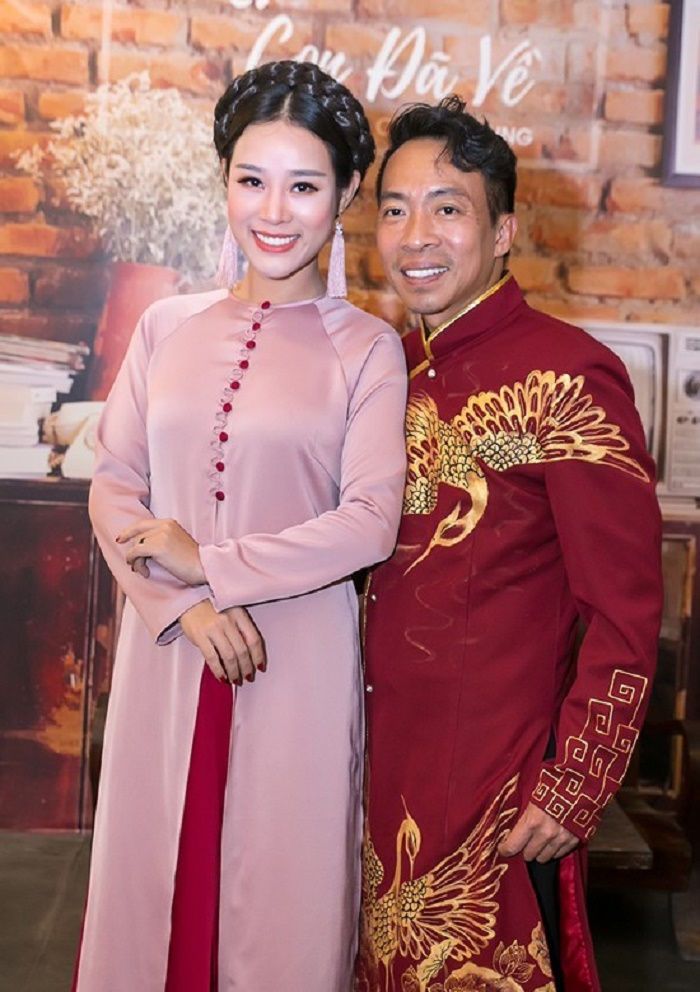 Vợ kém 18 tuổi của NSƯT Việt Hoàn từng muốn ly hôn - 2