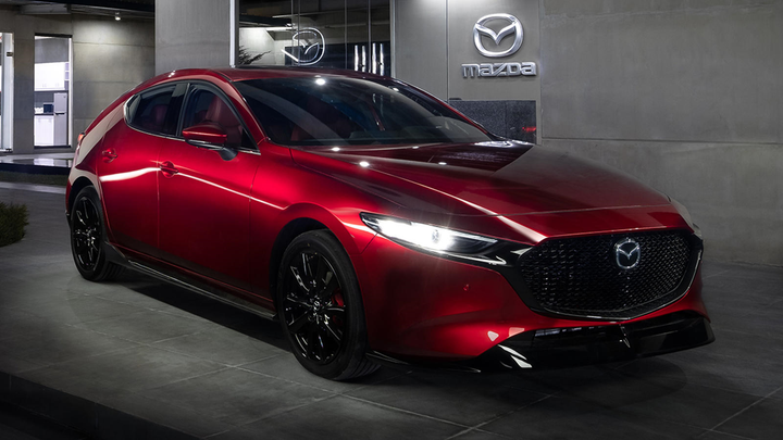 Mazda 3 ra mắt phiên bản kỷ niệm 100 năm - 2