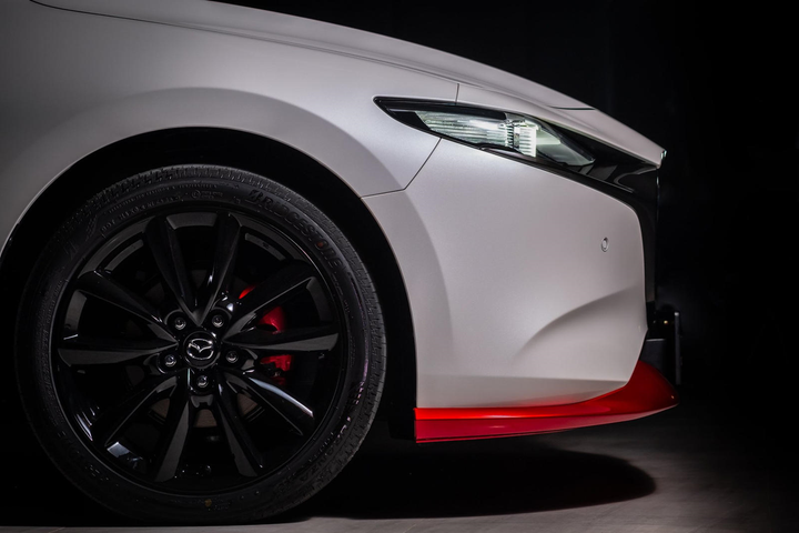 Mazda 3 ra mắt phiên bản kỷ niệm 100 năm - 3