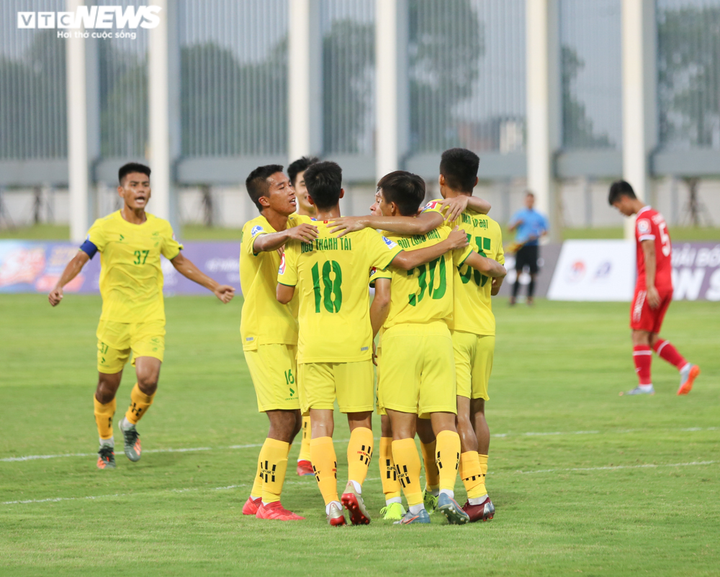 Khai mạc hạng Nhì 2020: Phú Thọ FC thắng thuyết phục PVF - 11