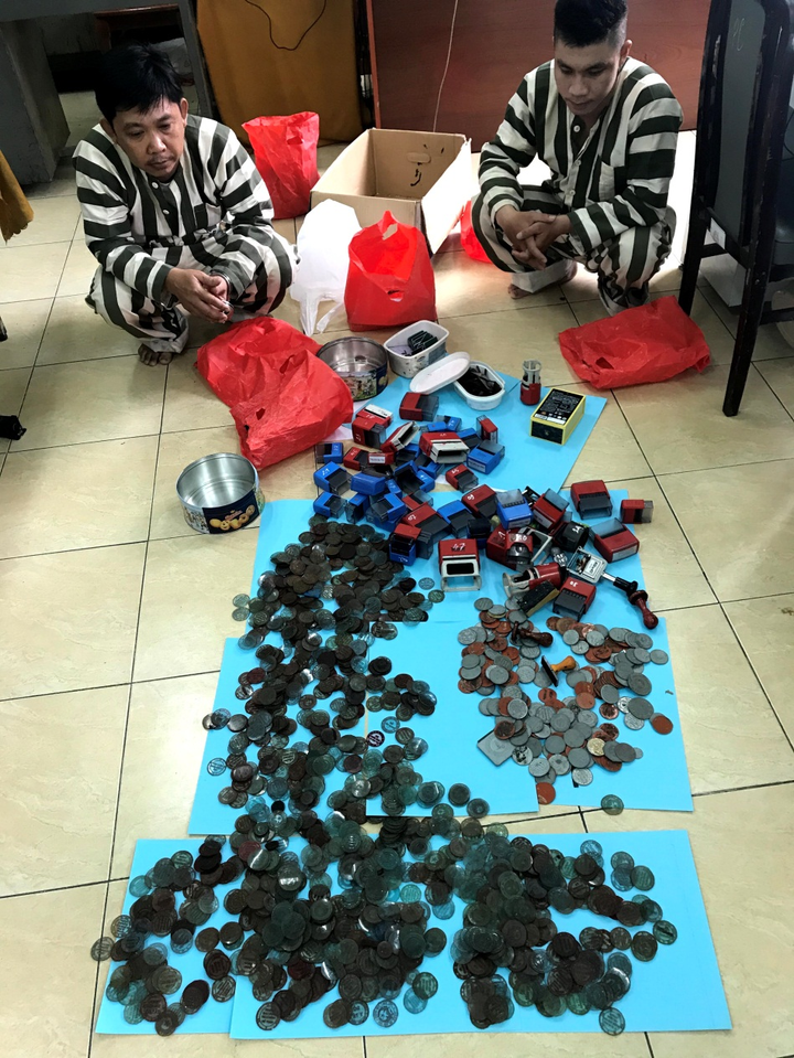 Phá ổ chuyên làm con dấu và chứng chỉ hành nghề luật sư giả ở TP.HCM - 2