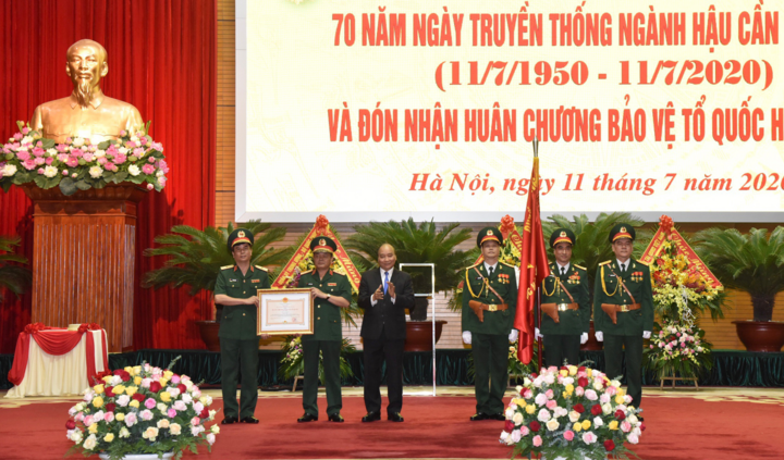 Thủ tướng: Bảo đảm bộ đội ta sẵn sàng tác chiến trong mọi tình huống - 2