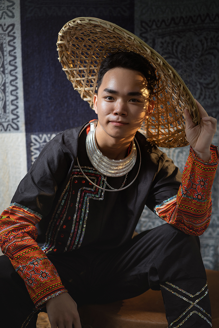 Ảnh kỷ yếu đậm chất dân tộc của học sinh Cao Bằng khiến dân mạng thích thú - 3