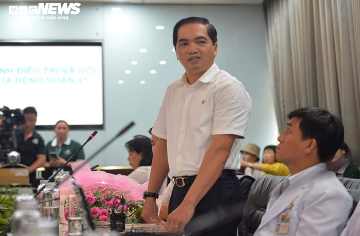 Hình ảnh chuyến bay chở phi công người Anh từ TP.HCM đi Hà Nội - 9