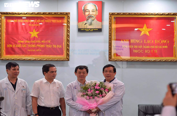 Hình ảnh chuyến bay chở phi công người Anh từ TP.HCM đi Hà Nội - 11