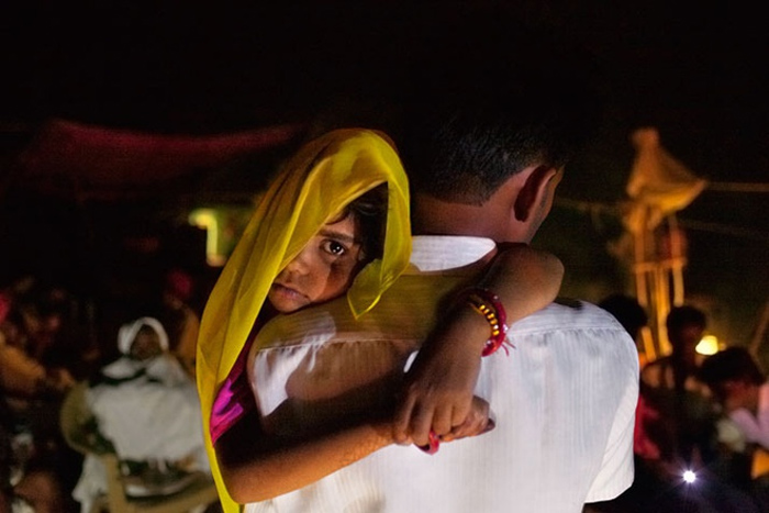 Cha mẹ ép con gái tảo hôn nhân lúc phong tỏa chống COVID-19 - 2