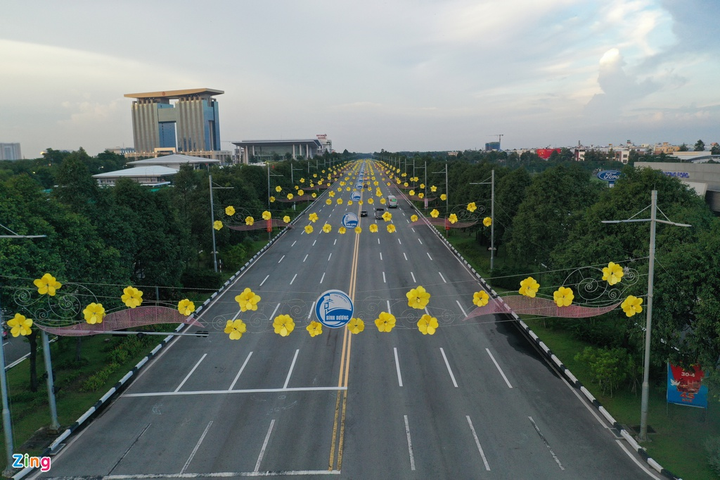Thành phố mới Bình Dương vẫn vắng bóng người sau 10 năm - 9