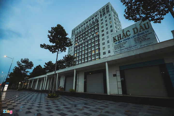 Thành phố mới Bình Dương vẫn vắng bóng người sau 10 năm - 13