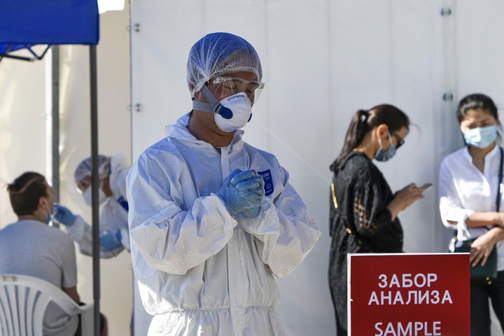 Trung Quốc-Kazakhstan cố gắng giảng hoà sau phát ngôn 'bệnh viêm phổi lạ' - 1