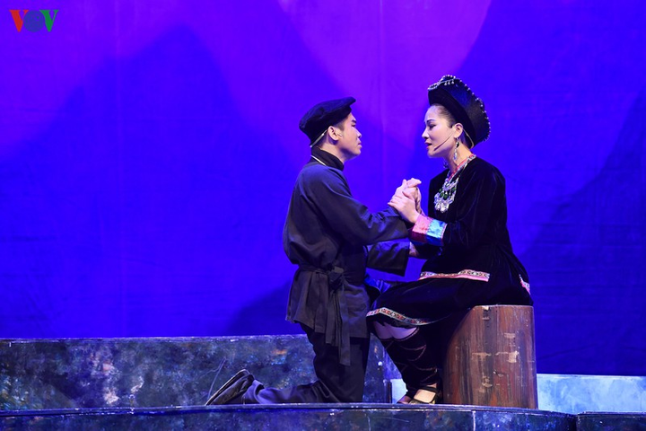 'Chuyện tình Khau Vai' hồi sinh sân khấu cải lương hậu COVID-19 - 5