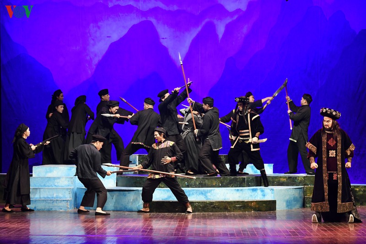 'Chuyện tình Khau Vai' hồi sinh sân khấu cải lương hậu COVID-19 - 6