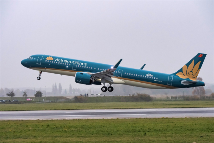 Vietnam Airlines tiếp tục mở rộng mạng bay nội địa - 1