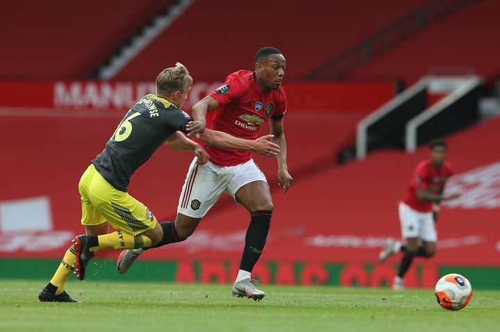 Không được dự Champions League, MU phải trả giá đắt - 3