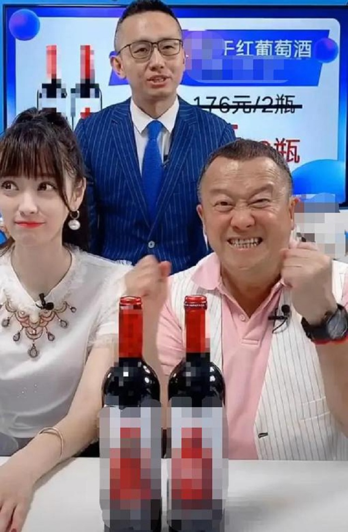 Sau loạt cáo buộc cưỡng hiếp, Tăng Chí Vỹ livestream bán hàng dởm - 1