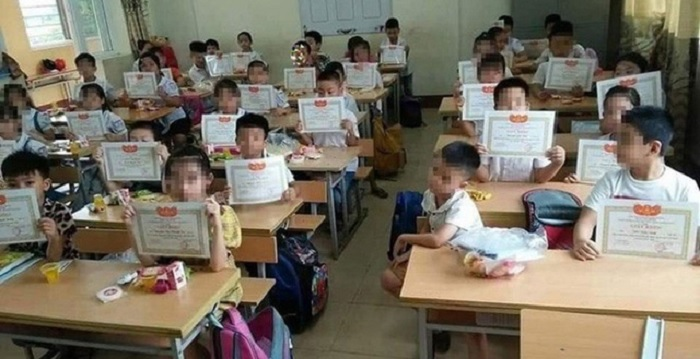 Giấy khen như huy chương, chỉ nên tặng vài cháu giỏi nhất lớp - 2