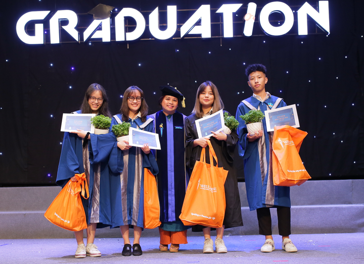 Lời nhắn nhủ truyền cảm hứng của cô hiệu trưởng đến học sinh cuối cấp - 5