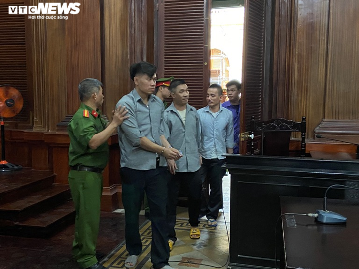 Hot girl Ngọc ‘Miu’ và ông trùm ma túy Văn Kính Dương hầu tòa - 6