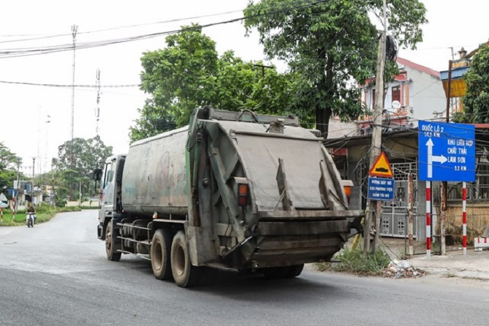 Ảnh: Bãi rác lớn nhất Thủ đô mở cửa trở lại sau 3 ngày 'án binh bất động' - 3