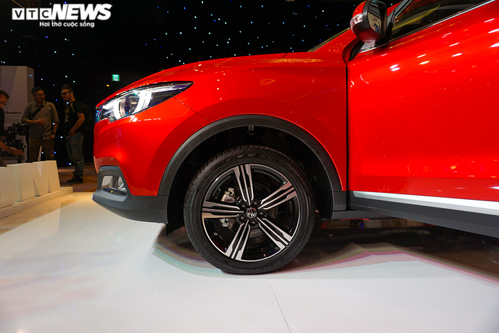 Cận cảnh MG ZS giá từ 518 triệu đồng tại Việt Nam - 5