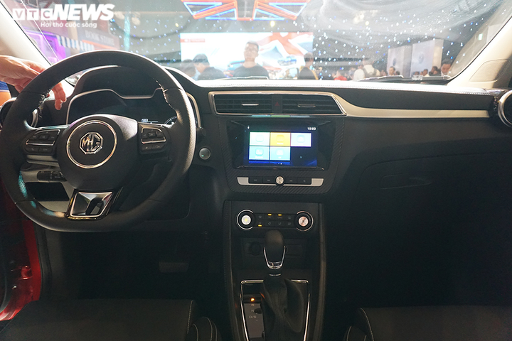 Cận cảnh MG ZS giá từ 518 triệu đồng tại Việt Nam - 8