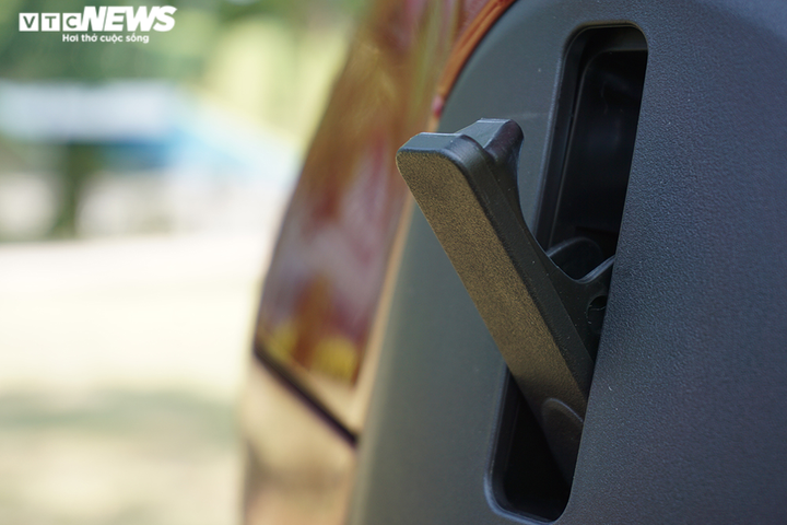 Cận cảnh 'hàng nóng' Honda SH mode 125cc 2020 vừa ra mắt thị trường Việt Nam - 12