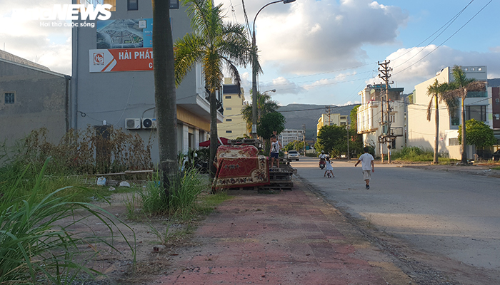 Những cái hố bẫy người trong dự án khu dân cư tự xây ở Cẩm Phả, Quảng Ninh - 2