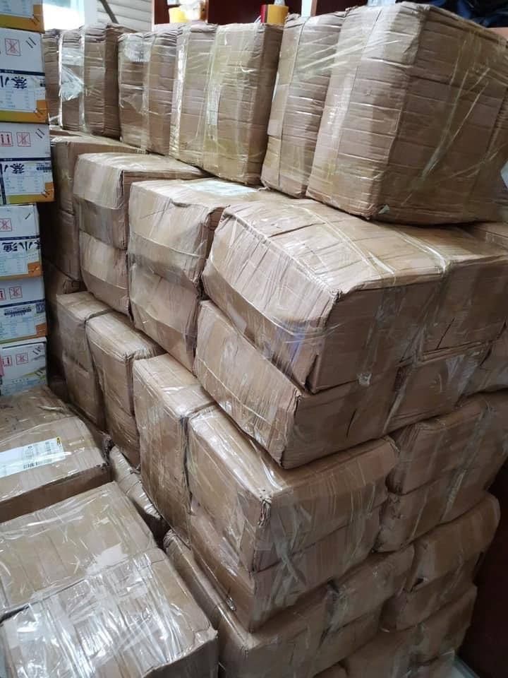 Bánh trung thu 2.000 đồng/chiếc, kho hàng chục tấn toàn in chữ Tàu - 2