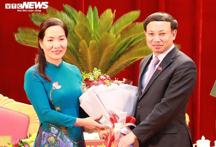 Thủ tướng phê chuẩn bà Nguyễn Thị Hạnh làm Phó Chủ tịch UBND tỉnh