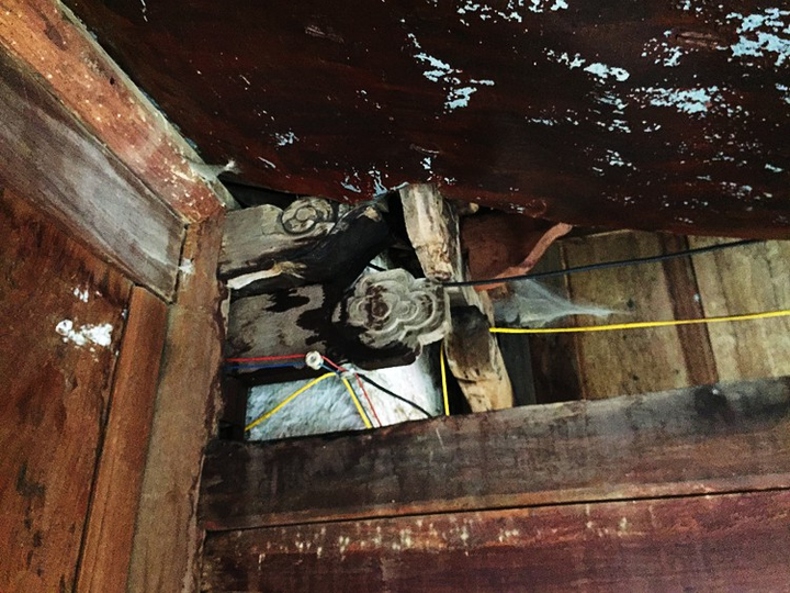 Dinh thự họ Vương kêu cứu - 4