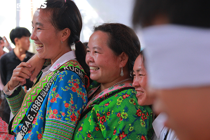 Ảnh: Trẻ em vùng cao Sơn La tham gia trò chơi trong mùa lễ hội - 10