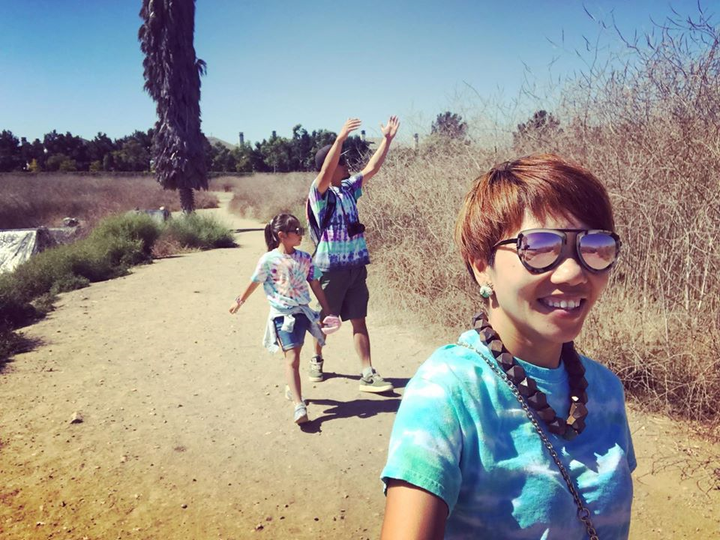 Con gái 8 tuổi đáng yêu, có khiếu âm nhạc của diva Hà Trần - 6