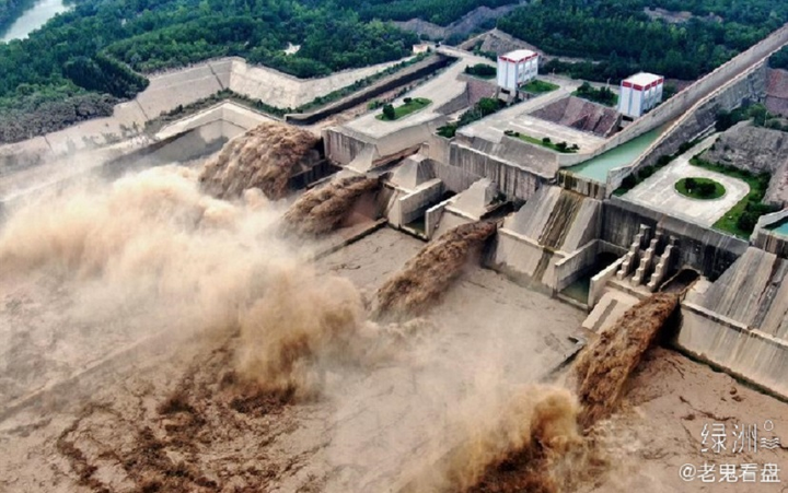 Đập lớn thứ 2 của Trung Quốc xả lũ 19 ngày liên tiếp - 3